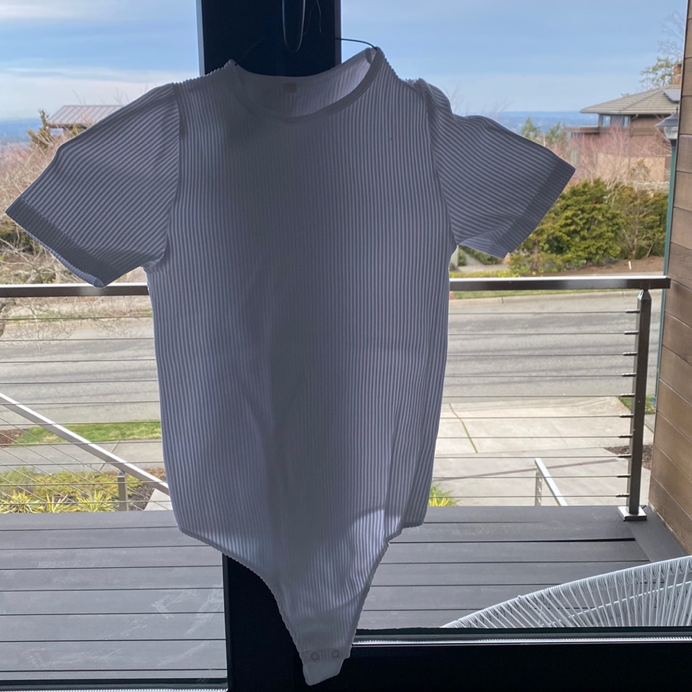 White Aritzia bodysuit